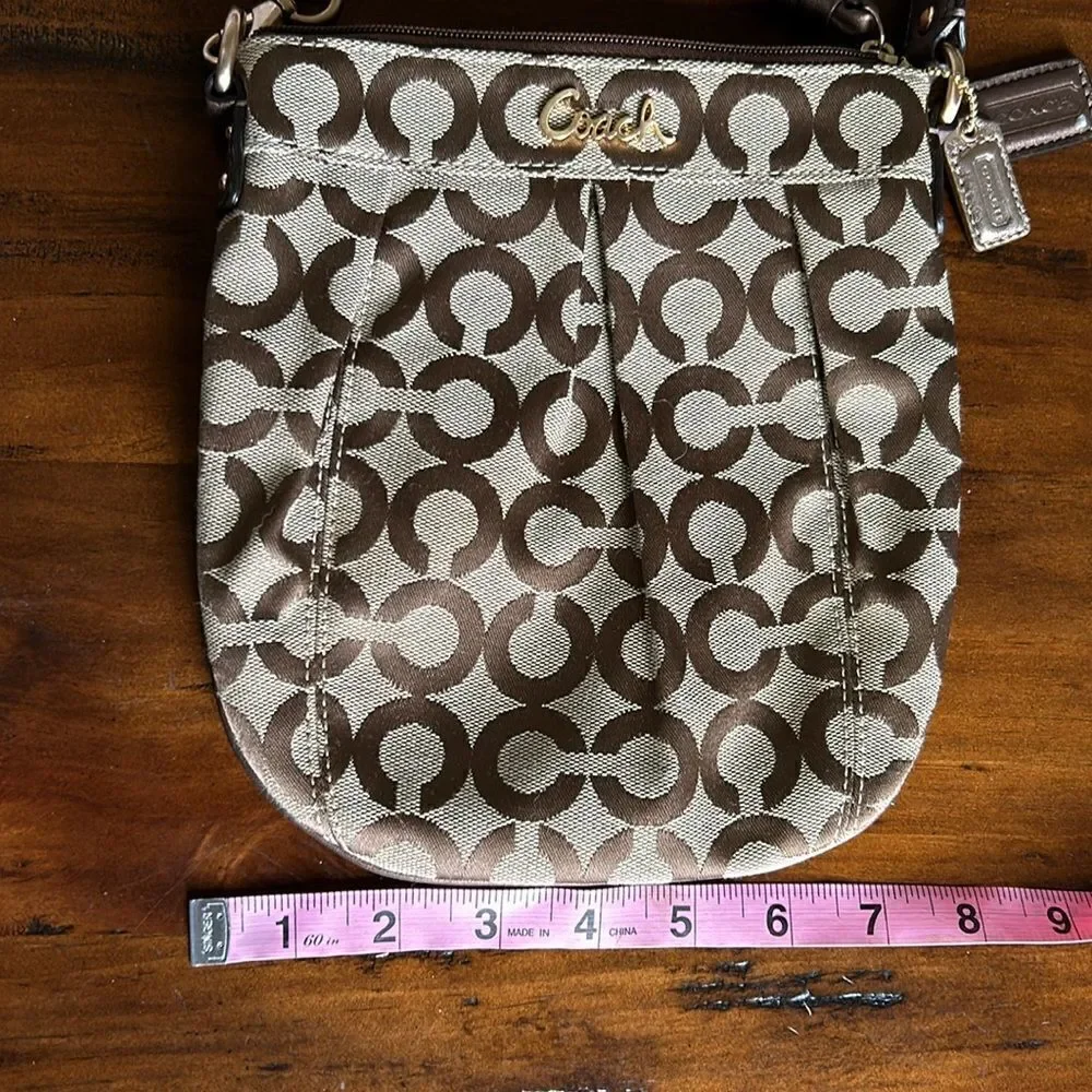 Coach crossbody bag impeccable